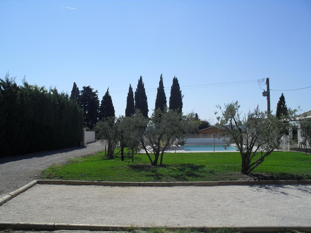 Logis Hotel Des Granges Arles Esterno foto