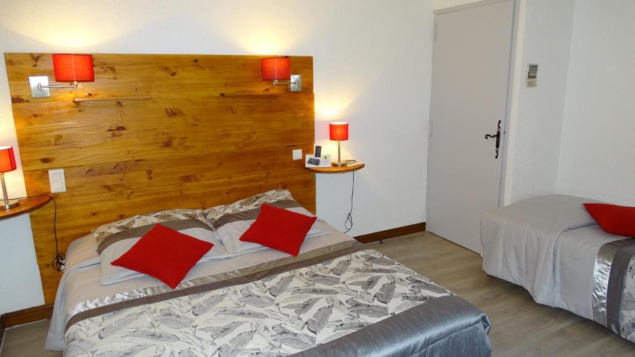 Logis Hotel Des Granges Arles Esterno foto