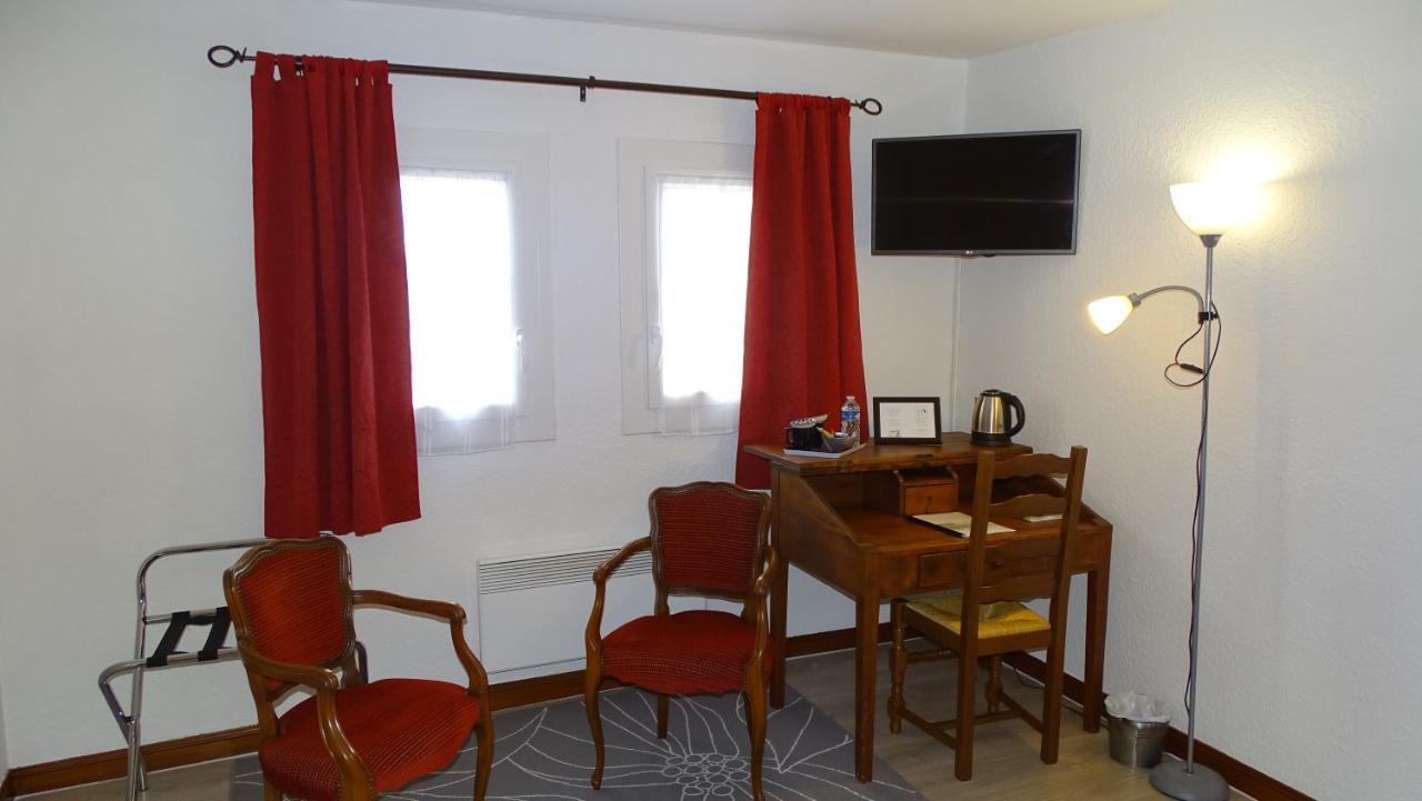 Logis Hotel Des Granges Arles Esterno foto